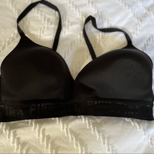 Pink by Victoria Secrets lightly worn. Black wireless (2) bras good condition.